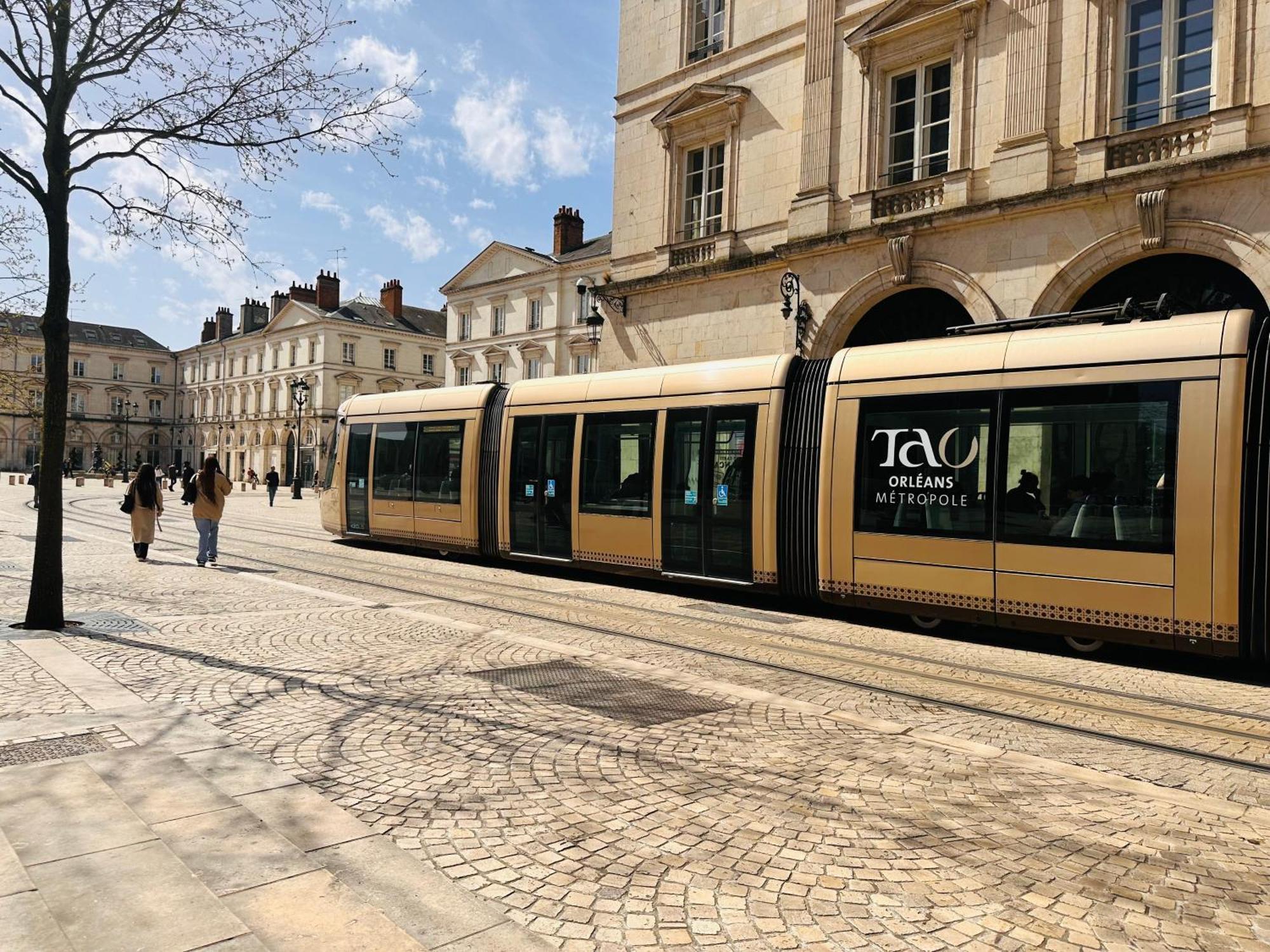 Orleans - Maison De Ville Haut De Gamme Au Calme - 4 Chambres Avec Garage - Proche De Toutes Les Commodites - La Maison D'A Cote מראה חיצוני תמונה